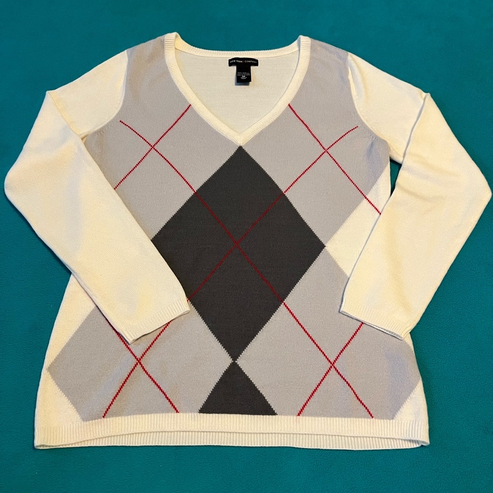 New York and Company argyle v-neck sweater